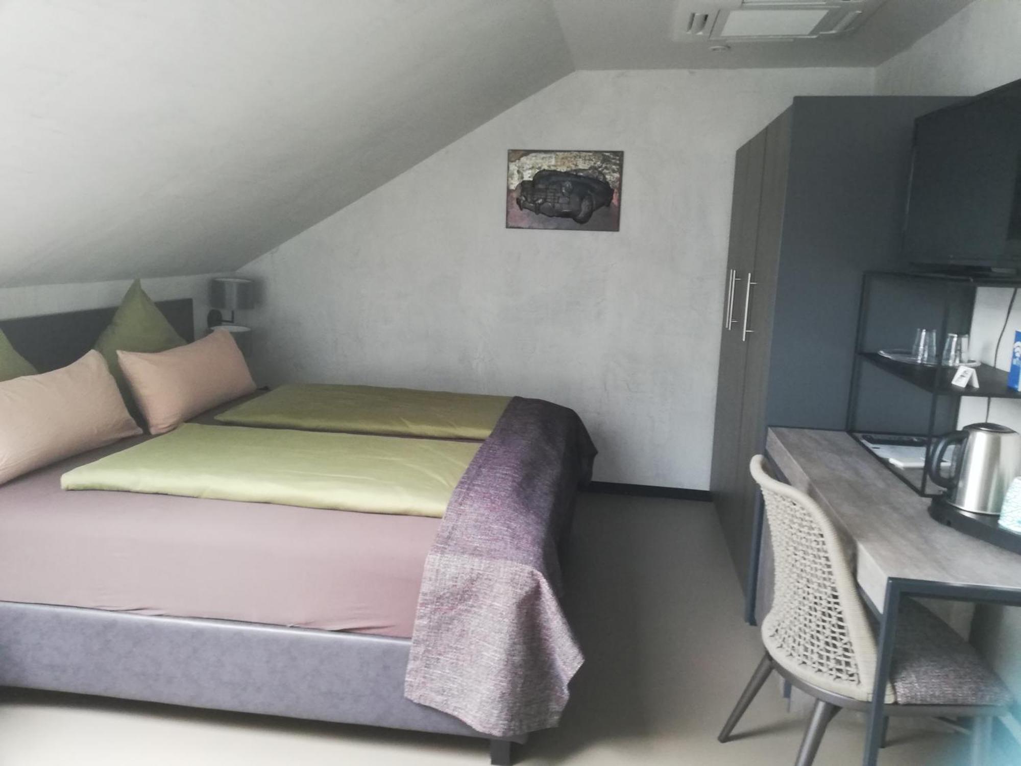 Hotel-Restaurant-Weingut Kapellenhof Klotten Dış mekan fotoğraf