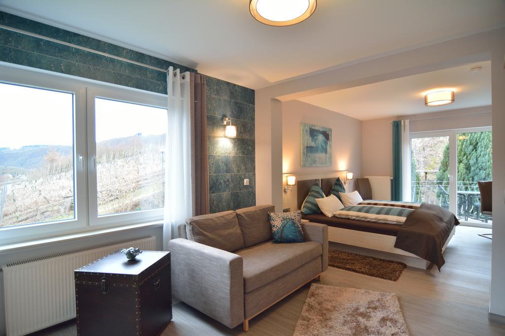 Hotel-Restaurant-Weingut Kapellenhof Klotten Dış mekan fotoğraf