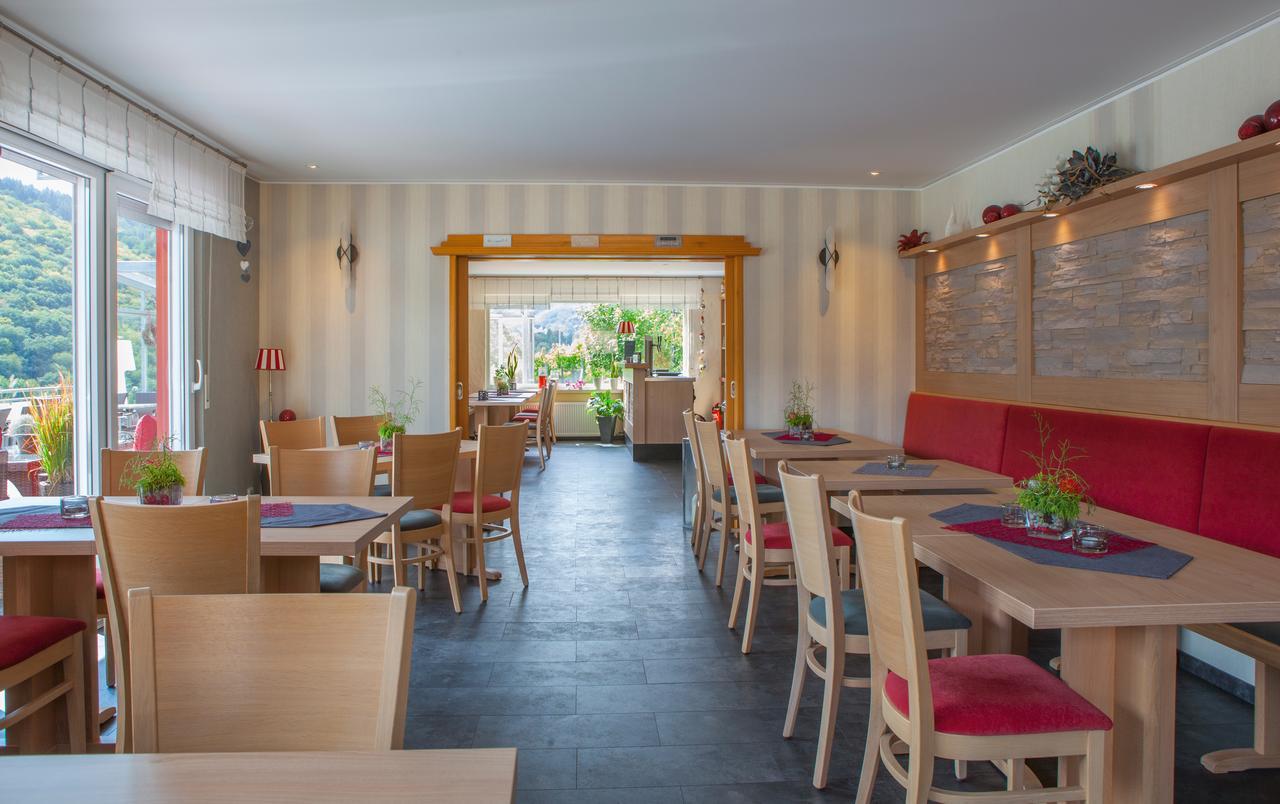 Hotel-Restaurant-Weingut Kapellenhof Klotten Dış mekan fotoğraf